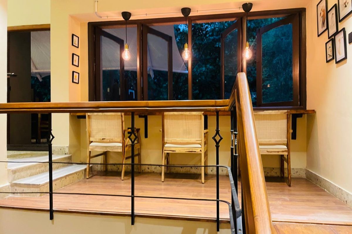 Balcony - Offbeat Cafe